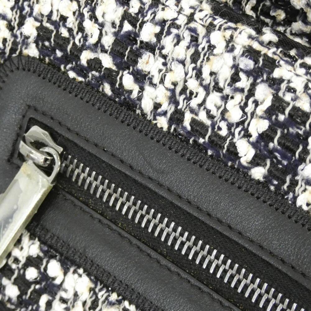 CHANEL Black Shoulder Bag - Picture 8 of 8
